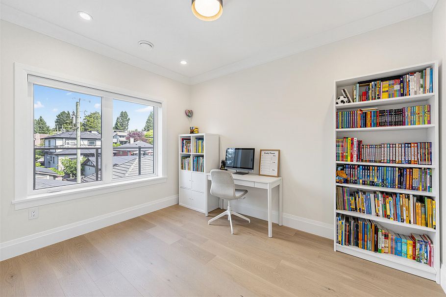 2755 W 38th Avenue Vancouver, BC - 28