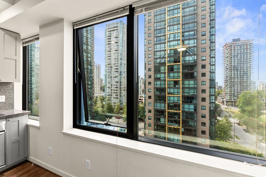 1113 1333 Georgia Street Vancouver, BC - 16