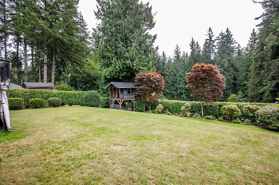 741 Wellington Drive North Vancouver, BC - 19