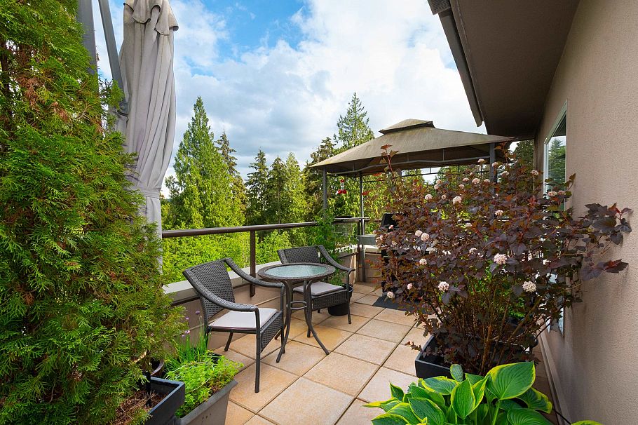 706 1500 Ostler Court North Vancouver, BC - 30