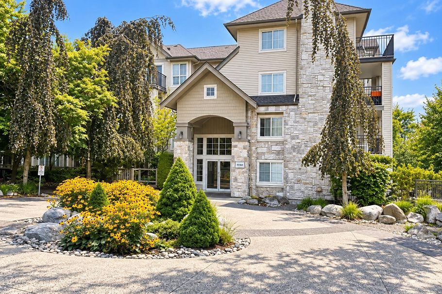310 1150 E 29th Street North Vancouver, BC - 2