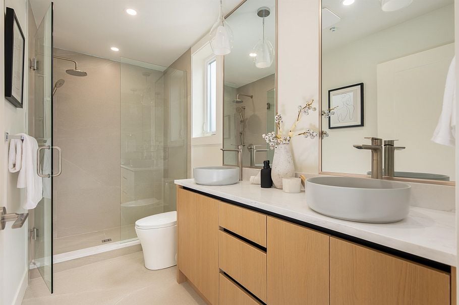 1 3645 Dundas Street Vancouver, BC - 15