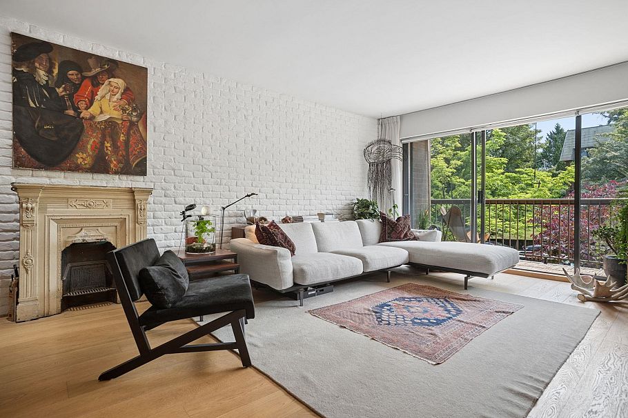 205 3264 Oak Street Vancouver, BC - 2