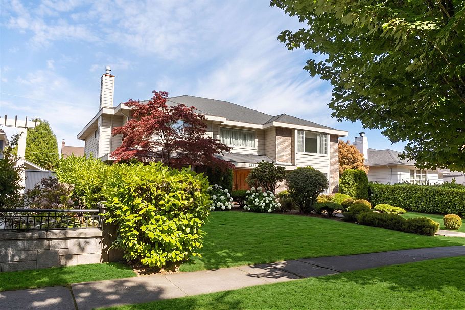 1363 W 48th Avenue Vancouver, BC - 35