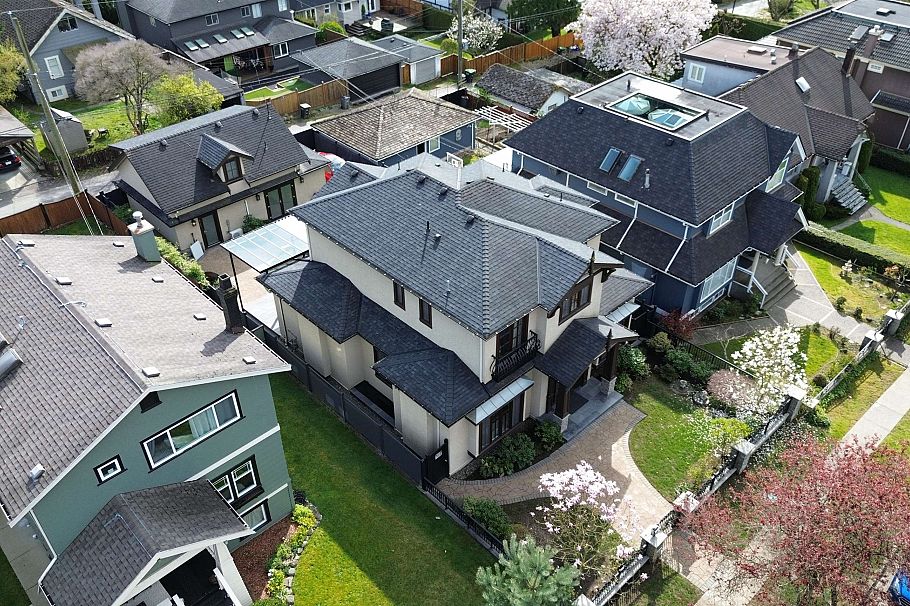 2168 W 22nd Avenue Vancouver, BC - 37