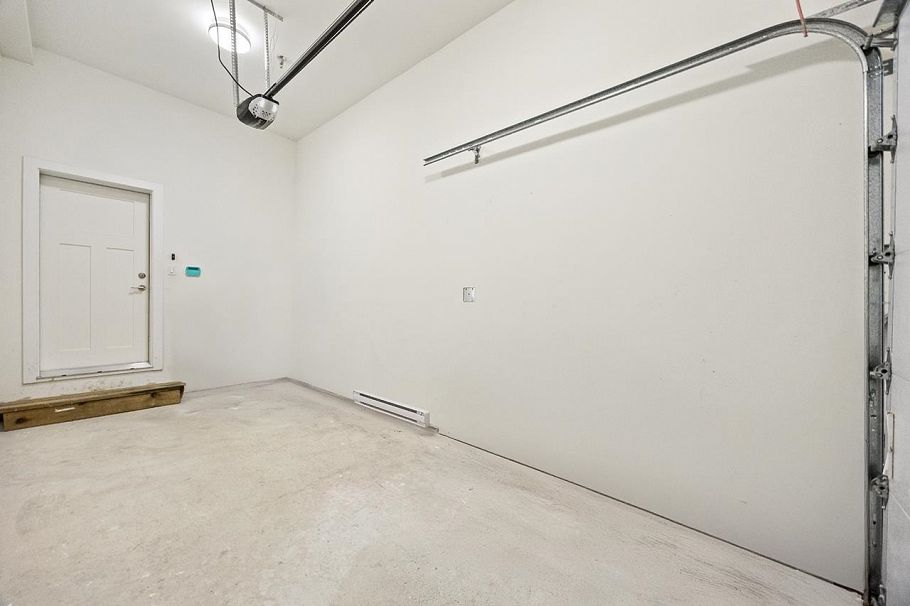 5440 Rhodes Street Vancouver, BC - 25