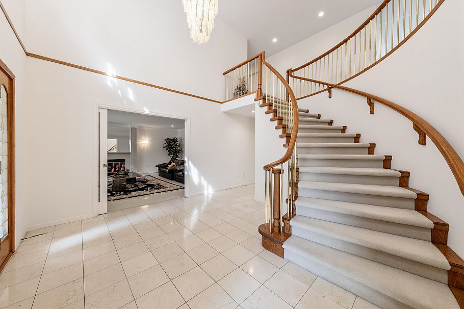 1363 W 48th Avenue Vancouver, BC - 4