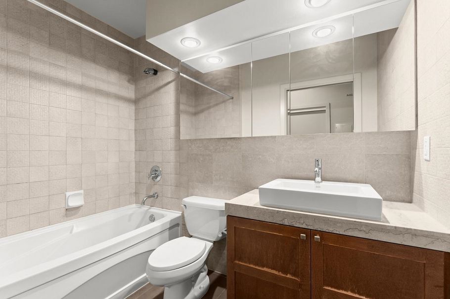 1113 1333 Georgia Street Vancouver, BC - 3