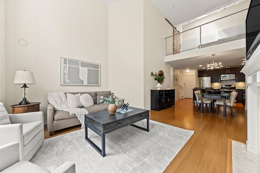 306 1140 Strathaven Drive North Vancouver, BC - 7