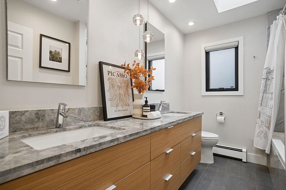 76 E 46th Avenue Vancouver, BC - 22