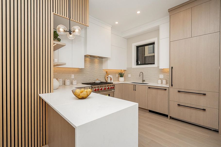 1 4579 W 11th Ave Avenue Vancouver, BC - 8