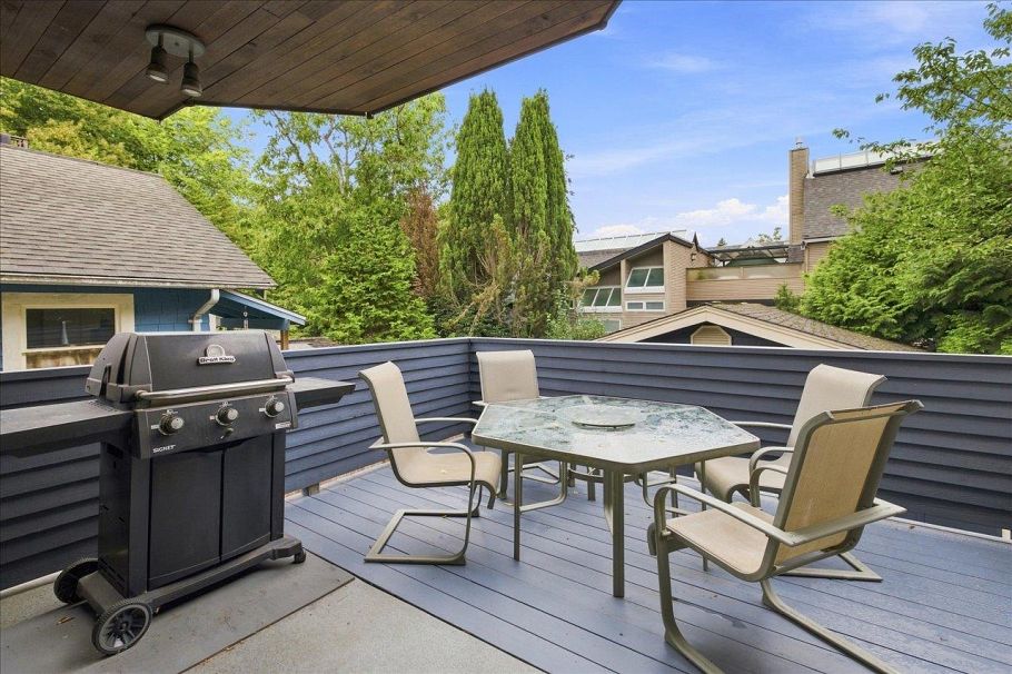 2813 W 3rd Avenue Vancouver, BC - 15