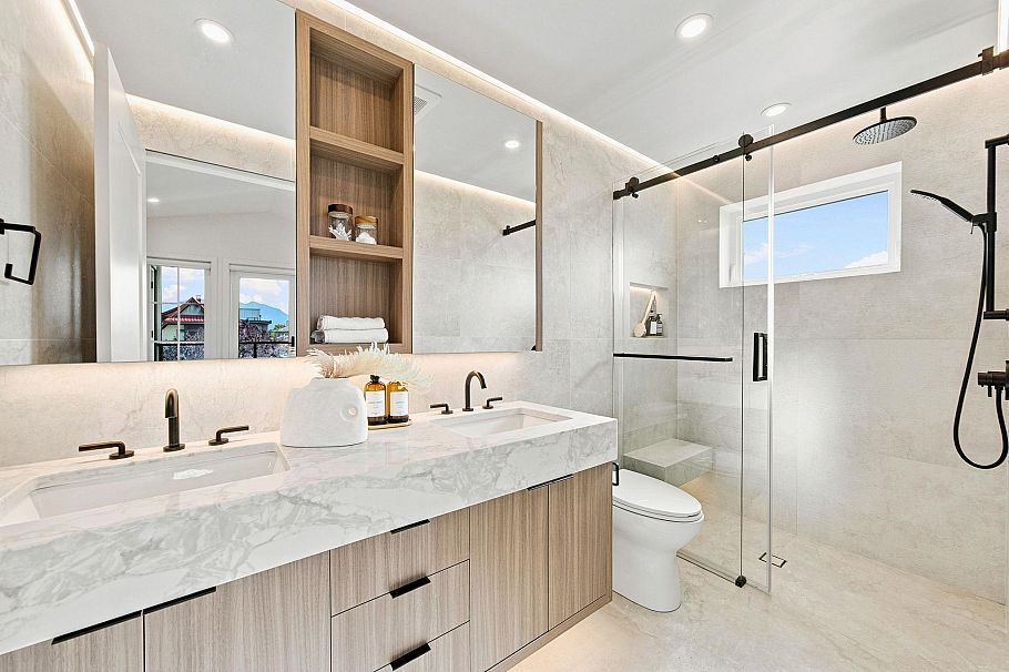 2 646 E 23rd Avenue Vancouver, BC - 16