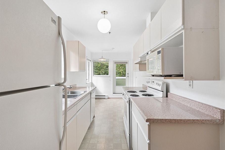 5 4149 Sophia Street Vancouver, BC - 12
