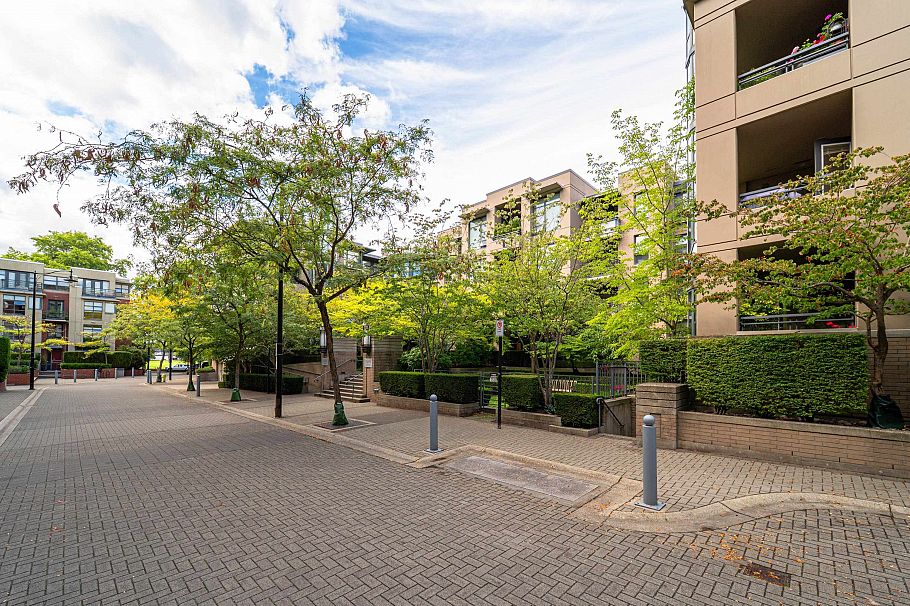 115 2263 Redbud Lane Vancouver, BC - 33