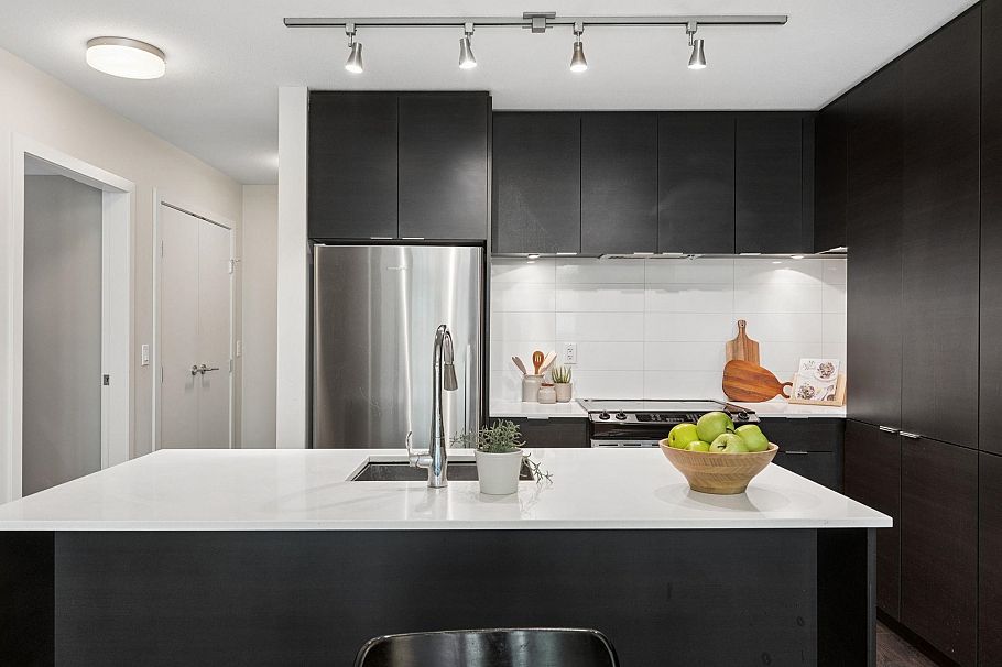 506 1679 Lloyd Avenue North Vancouver, BC - 7