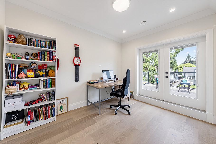 2755 W 38th Avenue Vancouver, BC - 30