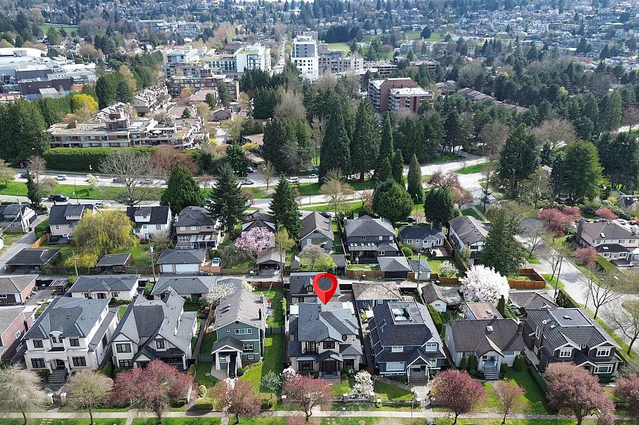 2168 W 22nd Avenue Vancouver, BC - 38