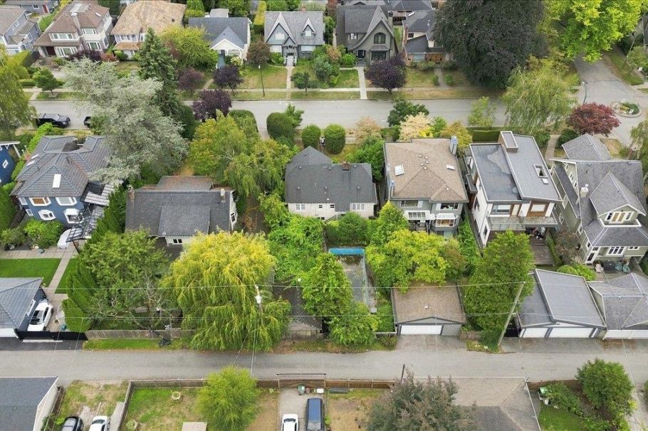 2971 W 37th Avenue Vancouver, BC - 7