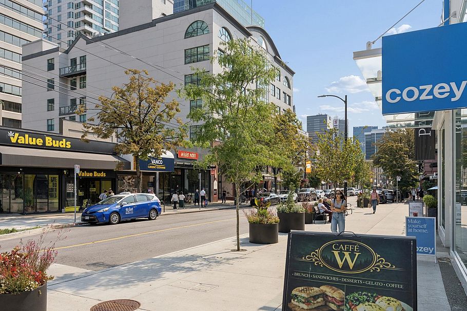 216 1230 Haro Street Vancouver, BC - 20