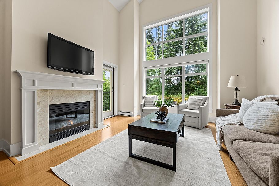 306 1140 Strathaven Drive North Vancouver, BC - 4