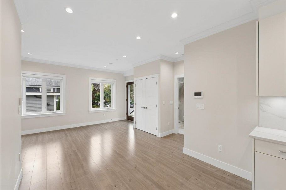 3820 Inverness Street Vancouver, BC - 5