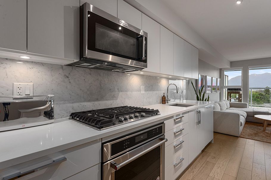 406 2508 Fraser Street Vancouver, BC - 9