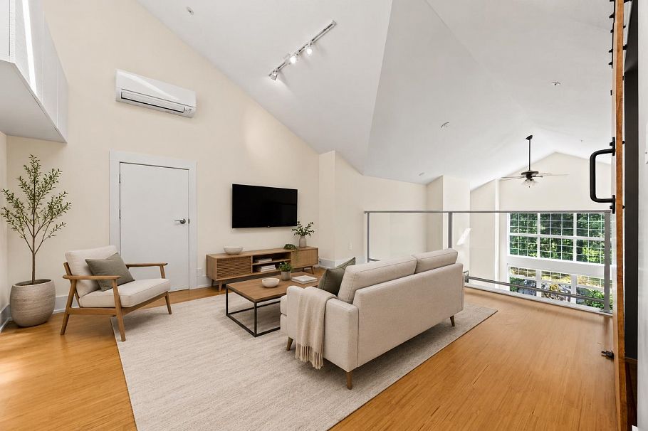 306 1140 Strathaven Drive North Vancouver, BC - 30
