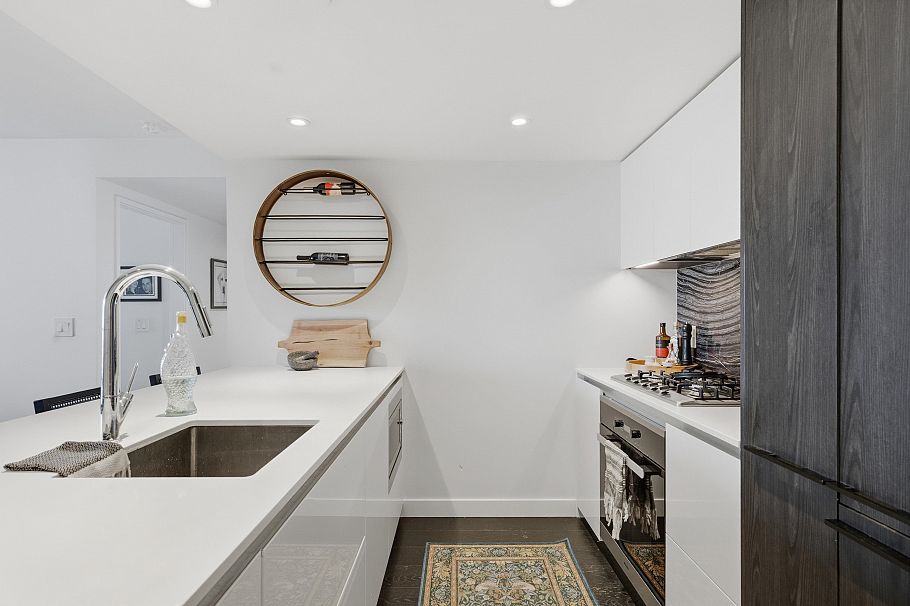 2607 1111 Richards Street Vancouver, BC - 10