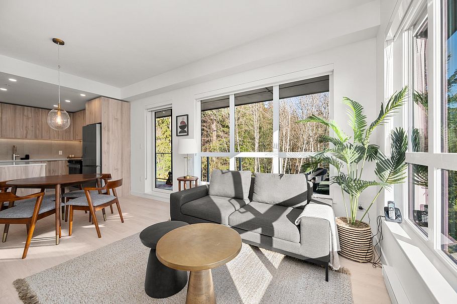 613 3596 Malsum Drive North Vancouver, BC - 1