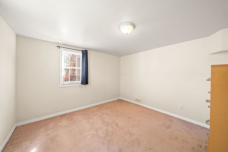 5743 St. Margarets Street Vancouver, BC - 22