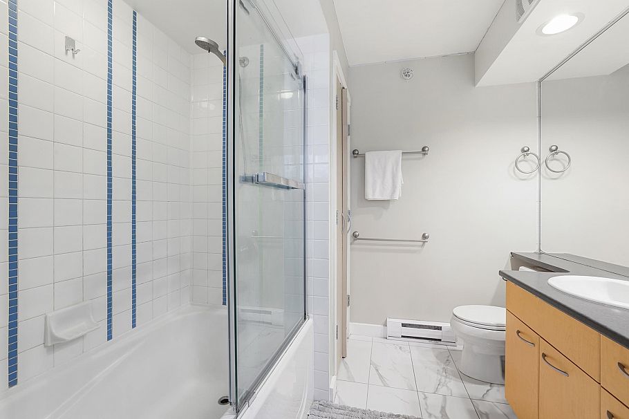 504 969 Richards Street Vancouver, BC - 15