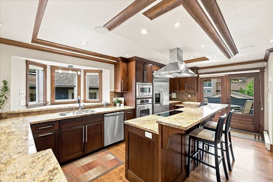 2813 W 3rd Avenue Vancouver, BC - 11