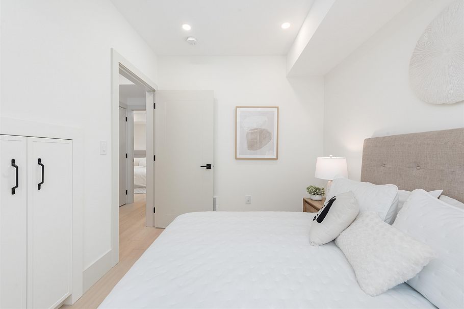 1 375 E 33rd Avenue Vancouver, BC - 21