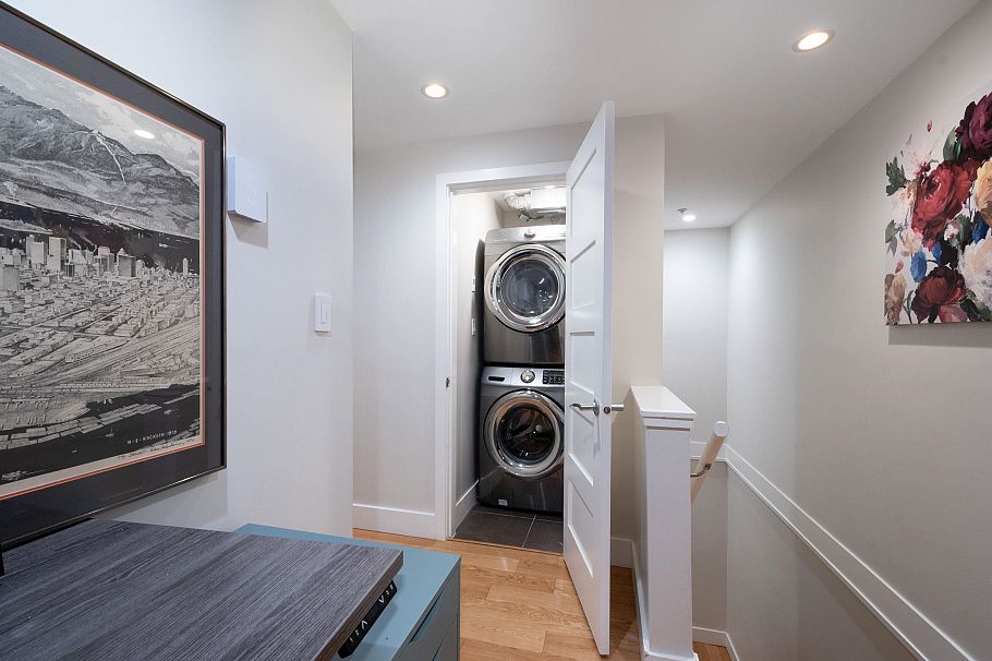 290 E 11th Avenue Vancouver, BC - 23