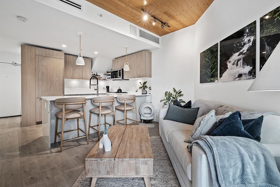 614 108 E 8th Street North Vancouver, BC - 4