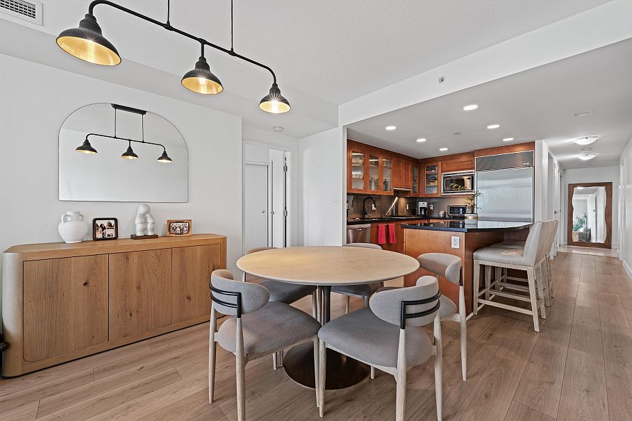 902 1650 Bayshore Drive Vancouver, BC - 7