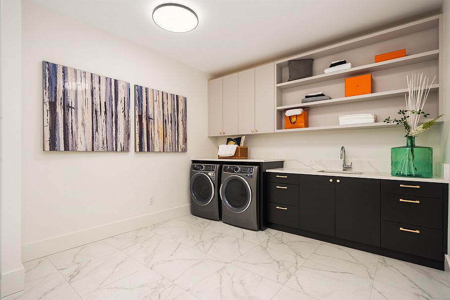 3282 W 34th Avenue Vancouver, BC - 22