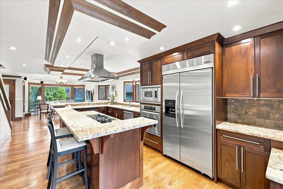 2813 W 3rd Avenue Vancouver, BC - 13