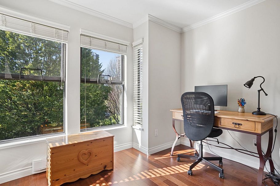 3 886 Broughton Street Vancouver, BC - 9