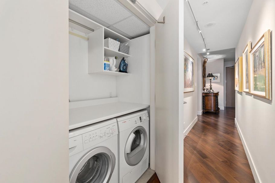 3302 1111 Alberni Street Vancouver, BC - 24
