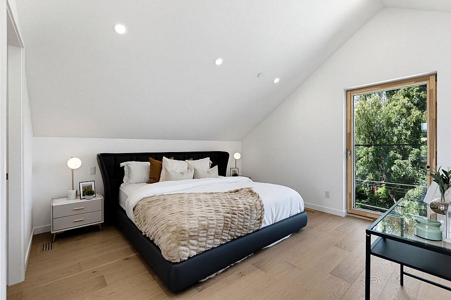 1 60 E 17th Avenue Vancouver, BC - 15