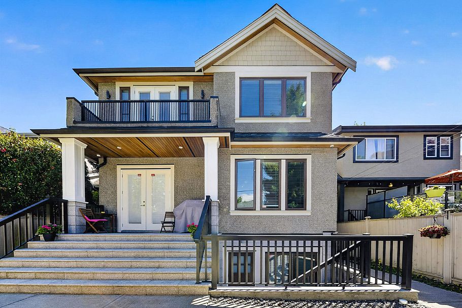 3285 W 12th Avenue Vancouver, BC - 17