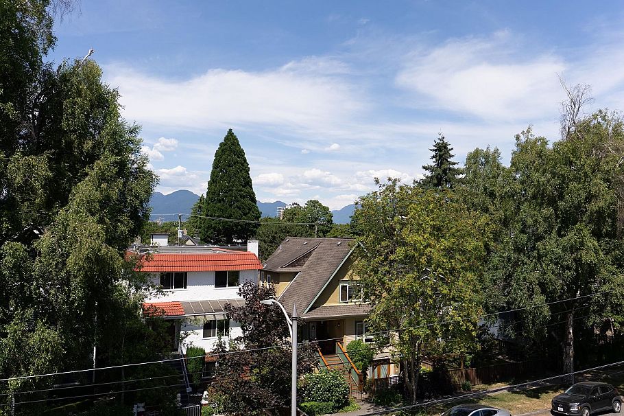 1 60 E 17th Avenue Vancouver, BC - 31