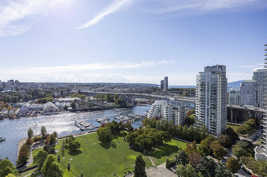 2505 455 Beach Crescent Vancouver, BC - 1
