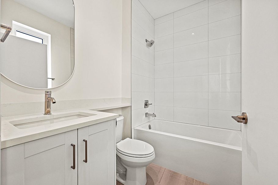 5079 Elgin Street Vancouver, BC - 38