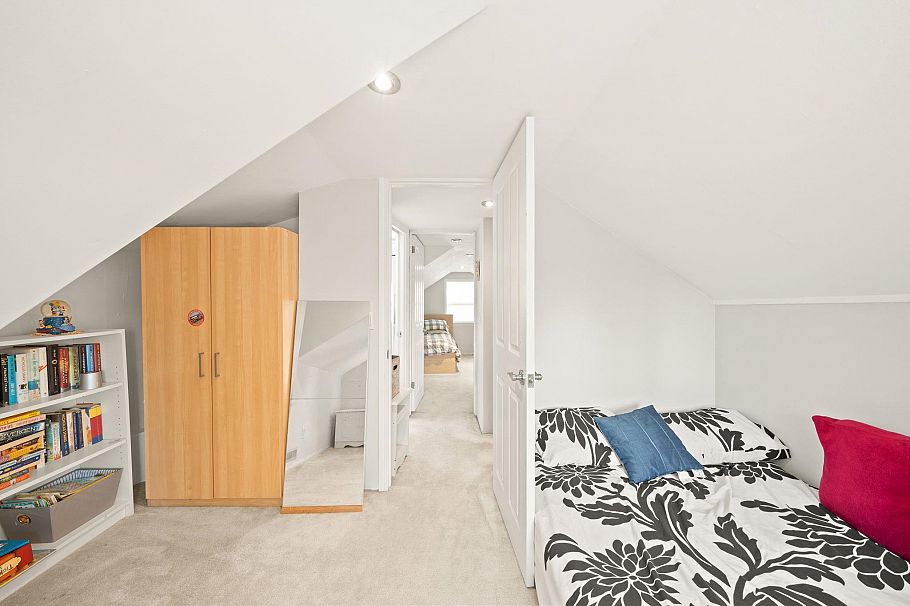 5743 St. Margarets Street Vancouver, BC - 16