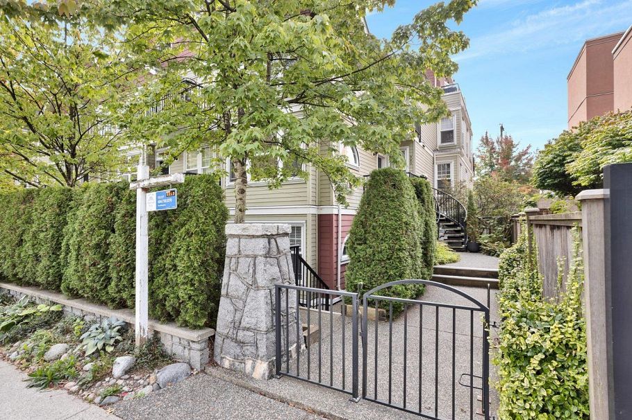 980 W 16th Avenue Vancouver, BC - 20
