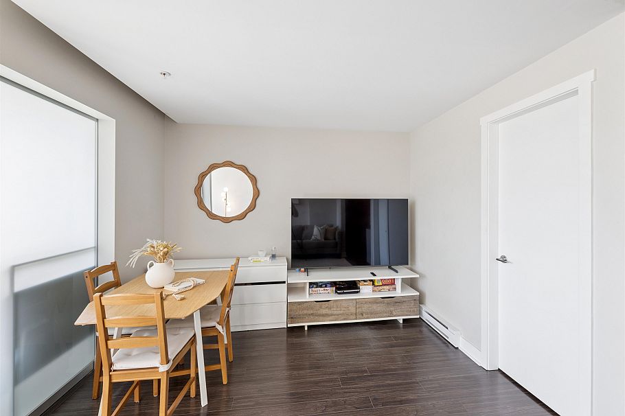 811 1777 W 7th Avenue Vancouver, BC - 9