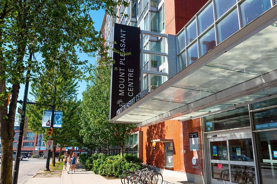 290 E 11th Avenue Vancouver, BC - 25